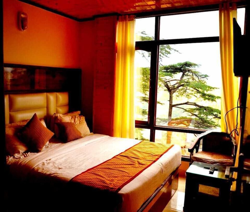 Hotel Shining Star