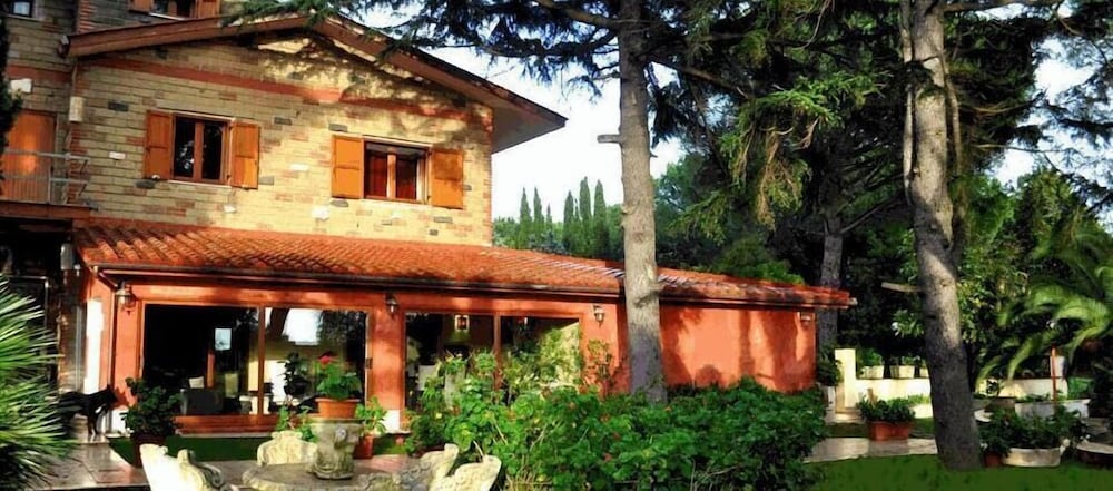 Villa Paradiso