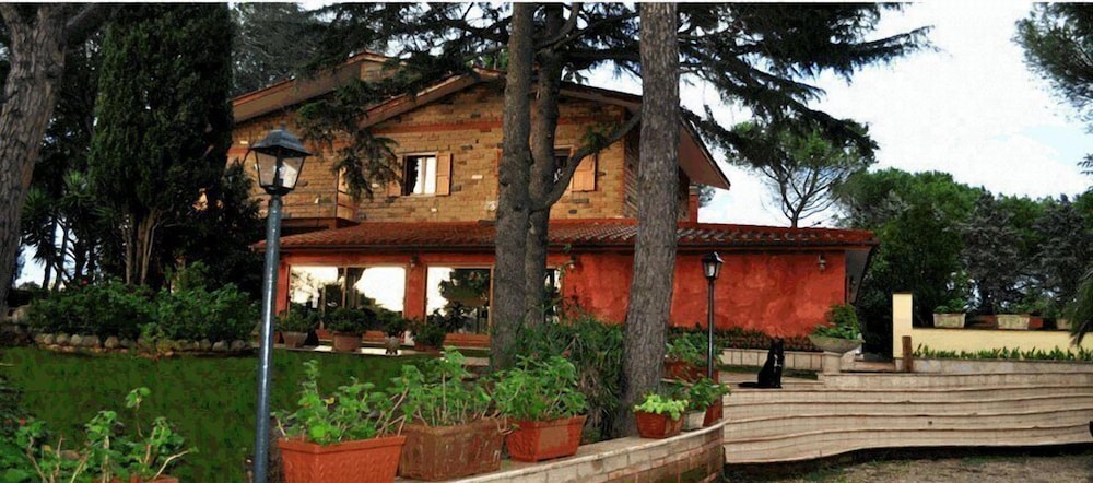 Villa Paradiso