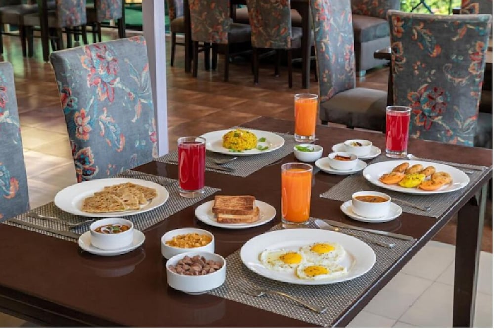 Maple Resort Chail