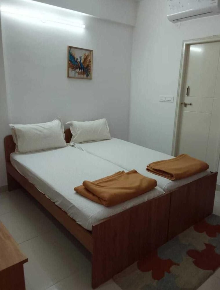 The Grand Inn