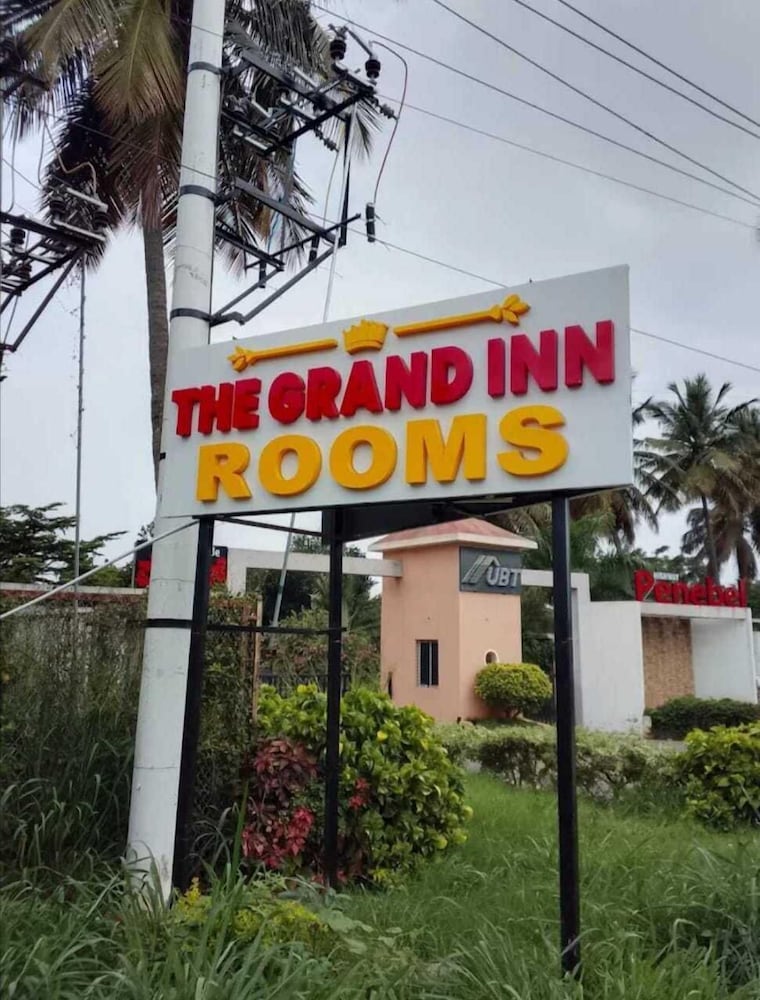 The Grand Inn