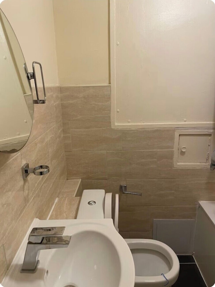 3br-sleeps5-balcony-centrallondon-ws95