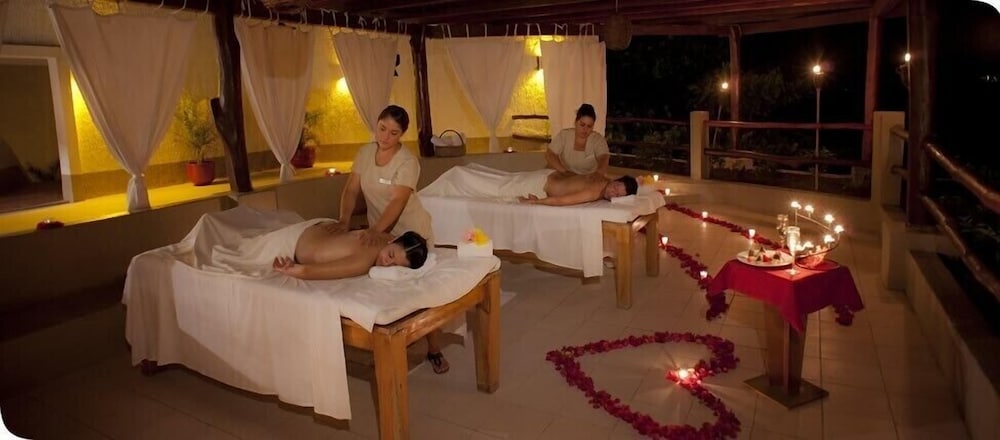 Hotel Punta Serena  Resorts- Couples Only - Property Image 12