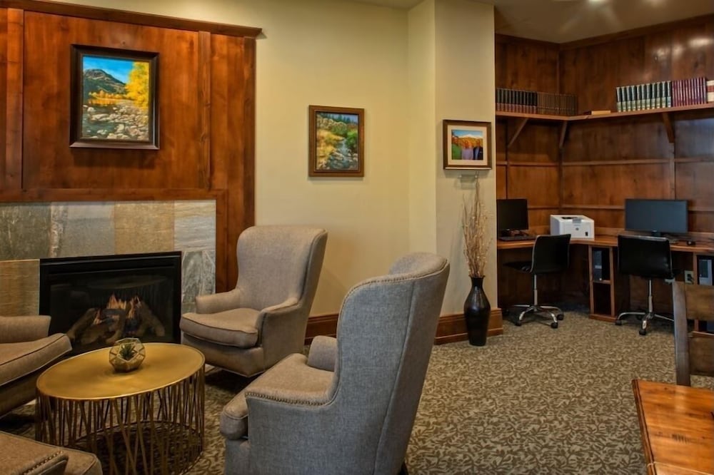 Grand Lodge On Peak 7 4 Bedroom Condo by RedAwning