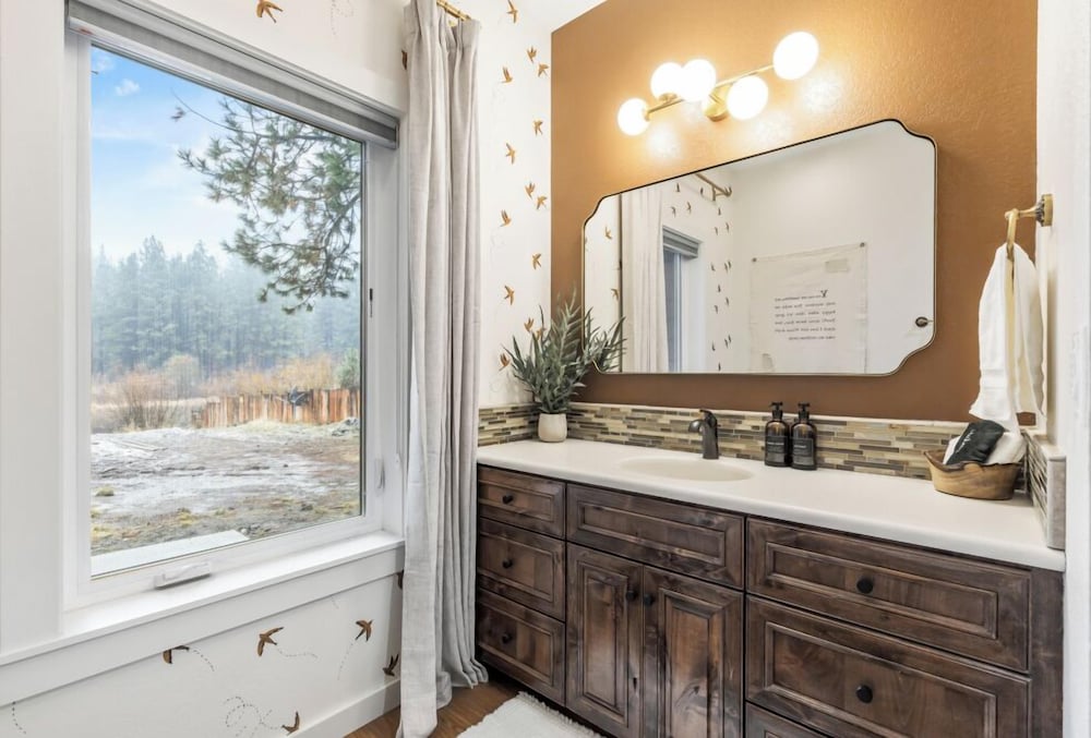 Chiloquin Ridge River Retreat