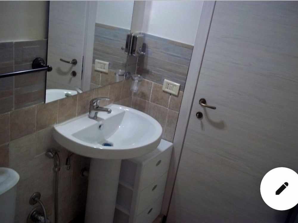 Catania Vacations - Casa Gioieni - Property Image 7