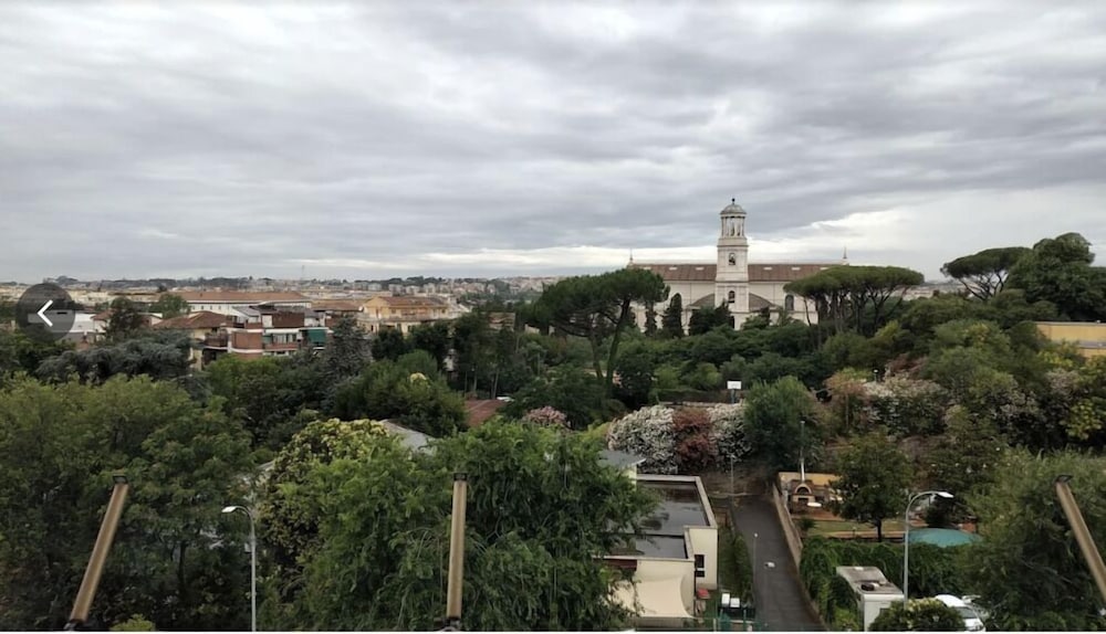 Hello Roma 2