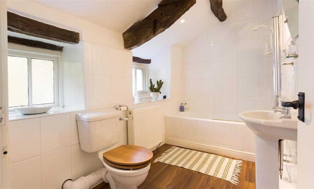 Camellia Cottage