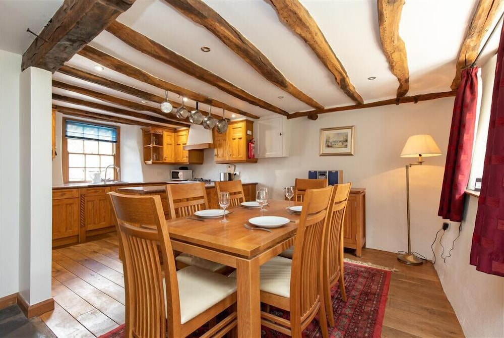 Lowfold Cottage