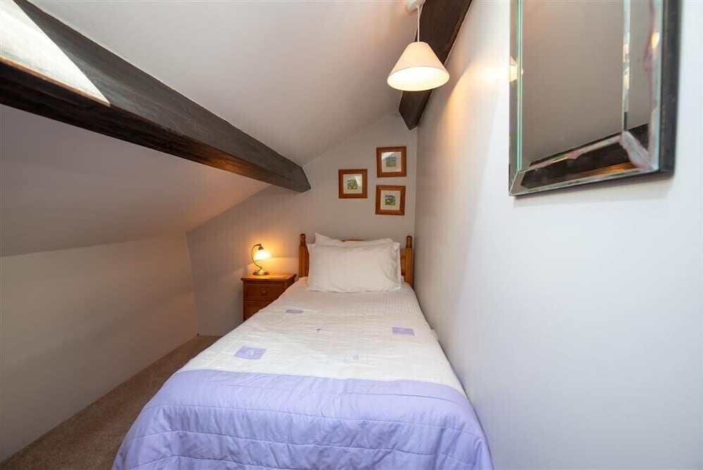Lowfold Cottage