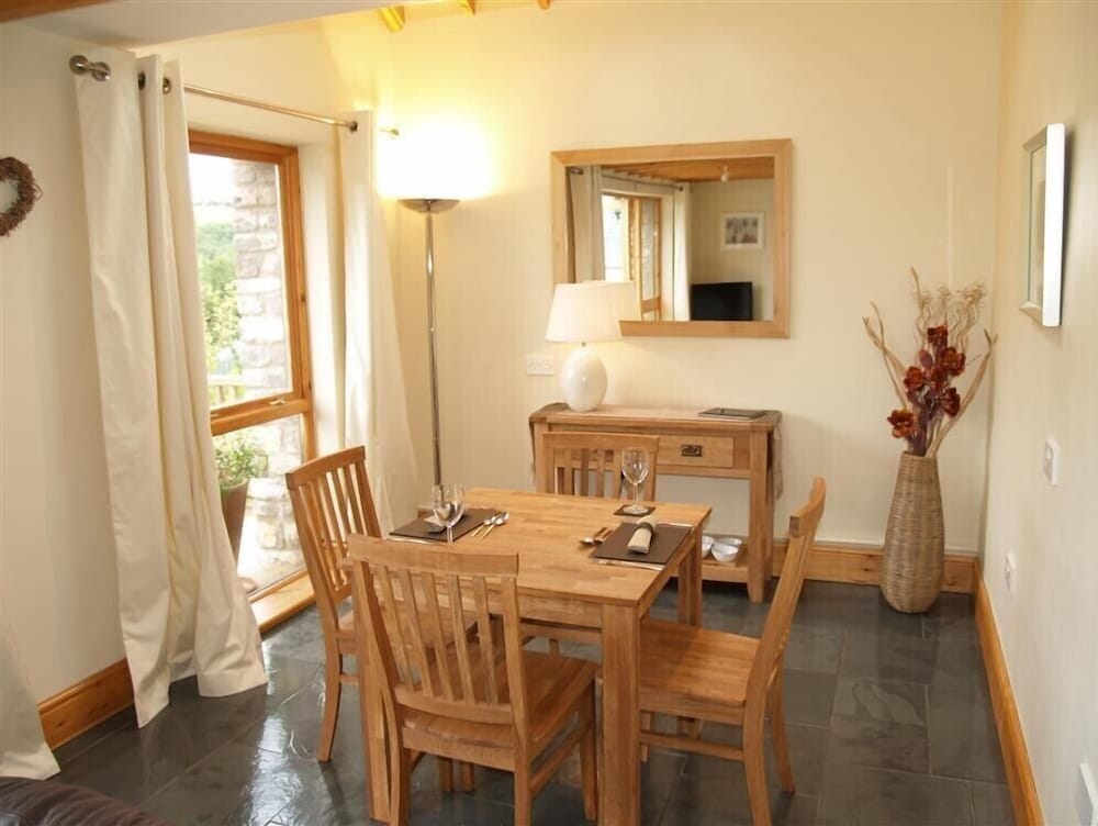 Dan Castell Cottage