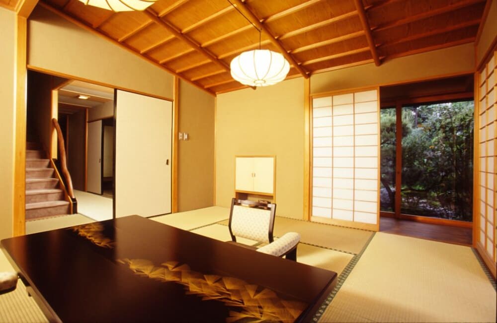 Atami Sekitei