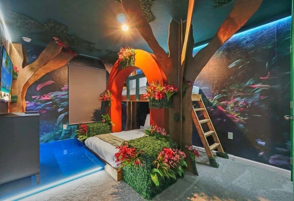Enchanted Solara Retreat Themed Bedrooms & Pool 5 Townhouse