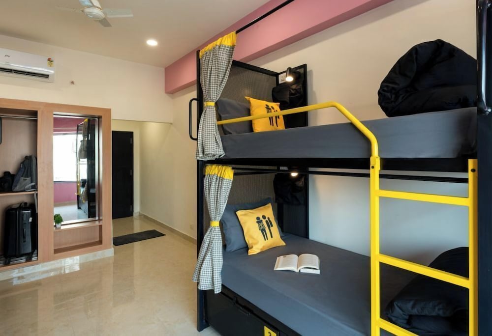 The Hosteller Jaipur, MI Road