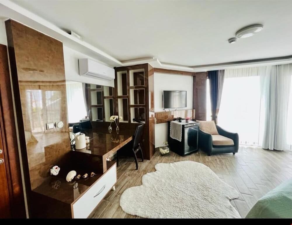 Ellawilla Suit House view 5