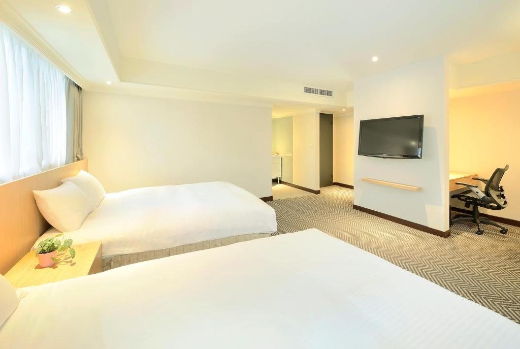 Green Garden Apartments-A