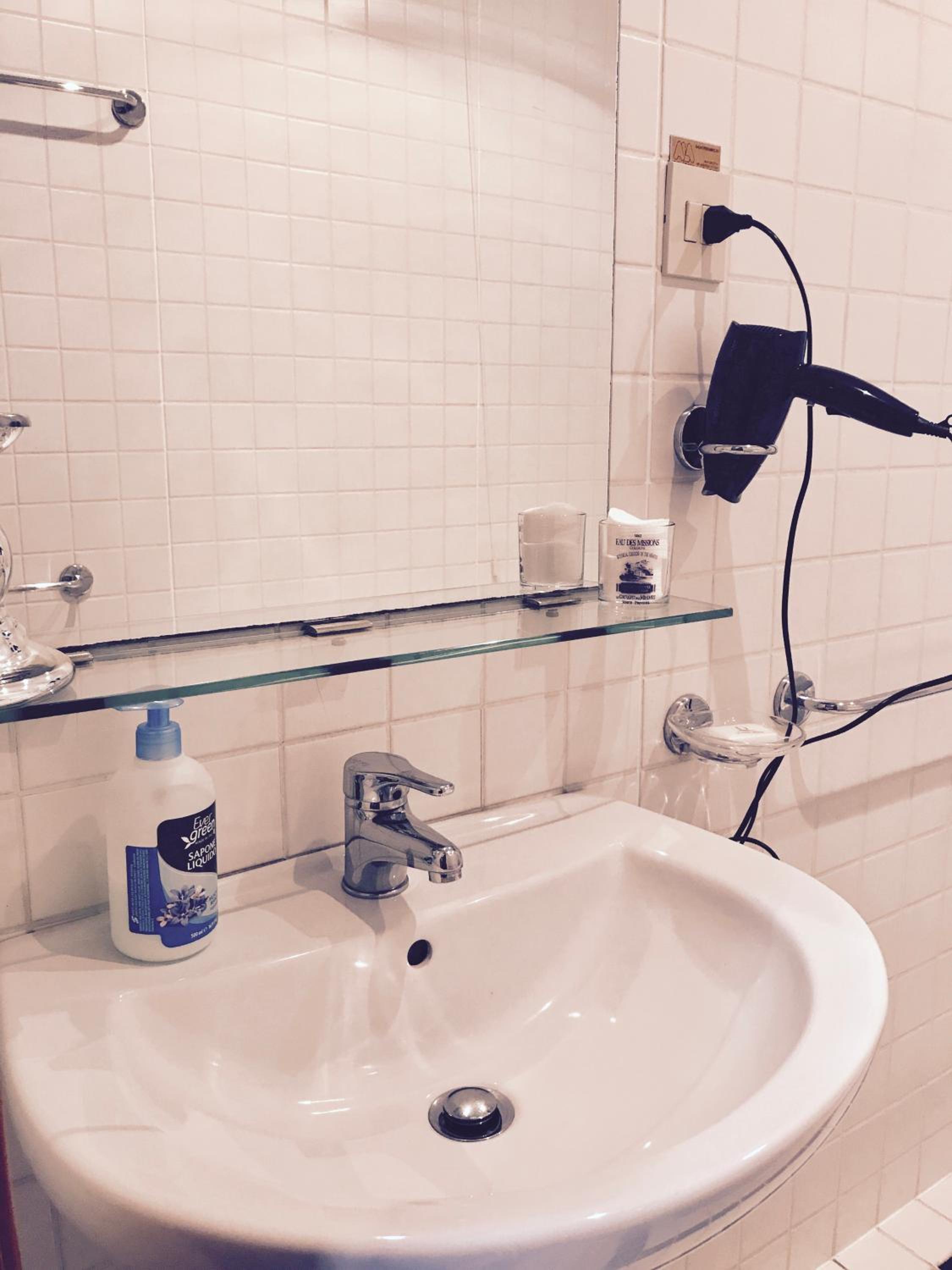 Hesperia Apartment