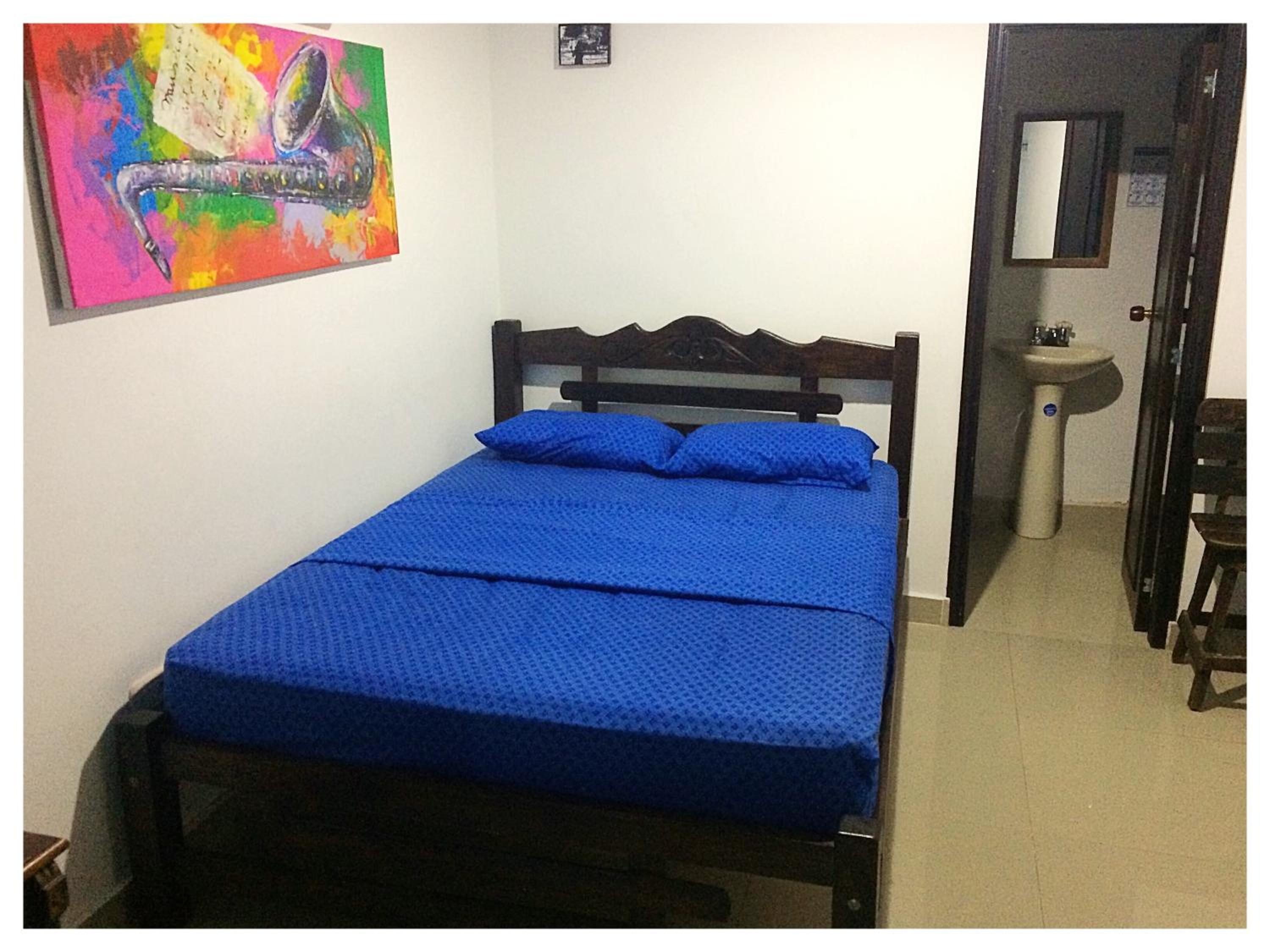 Hostal Santa Maria City view 3