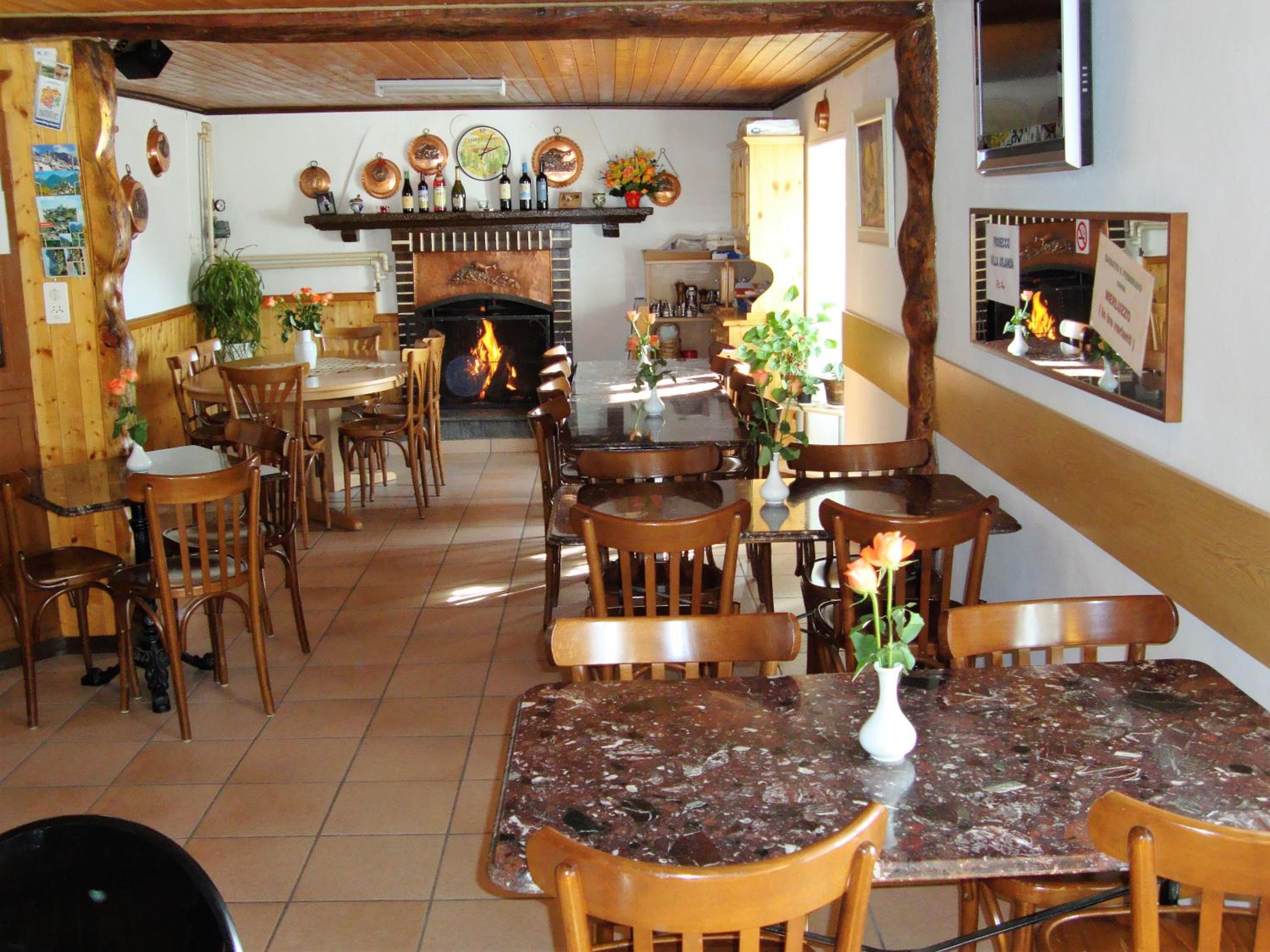 restaurant