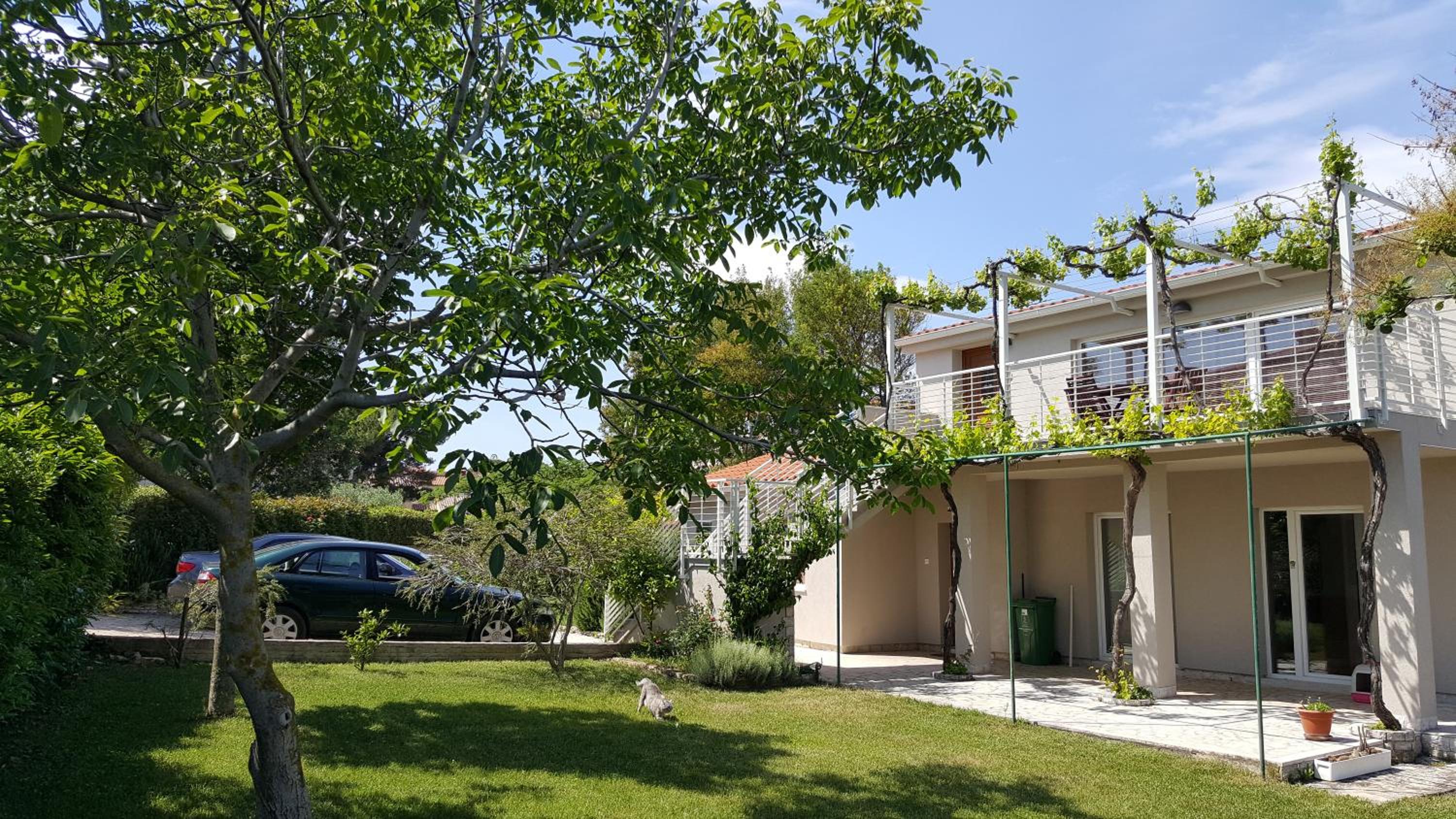 Haus Mirela