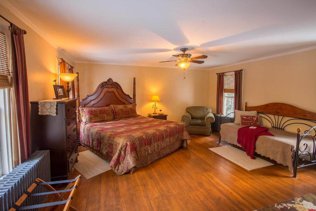 Snow Goose Bed and Breakfast view 2