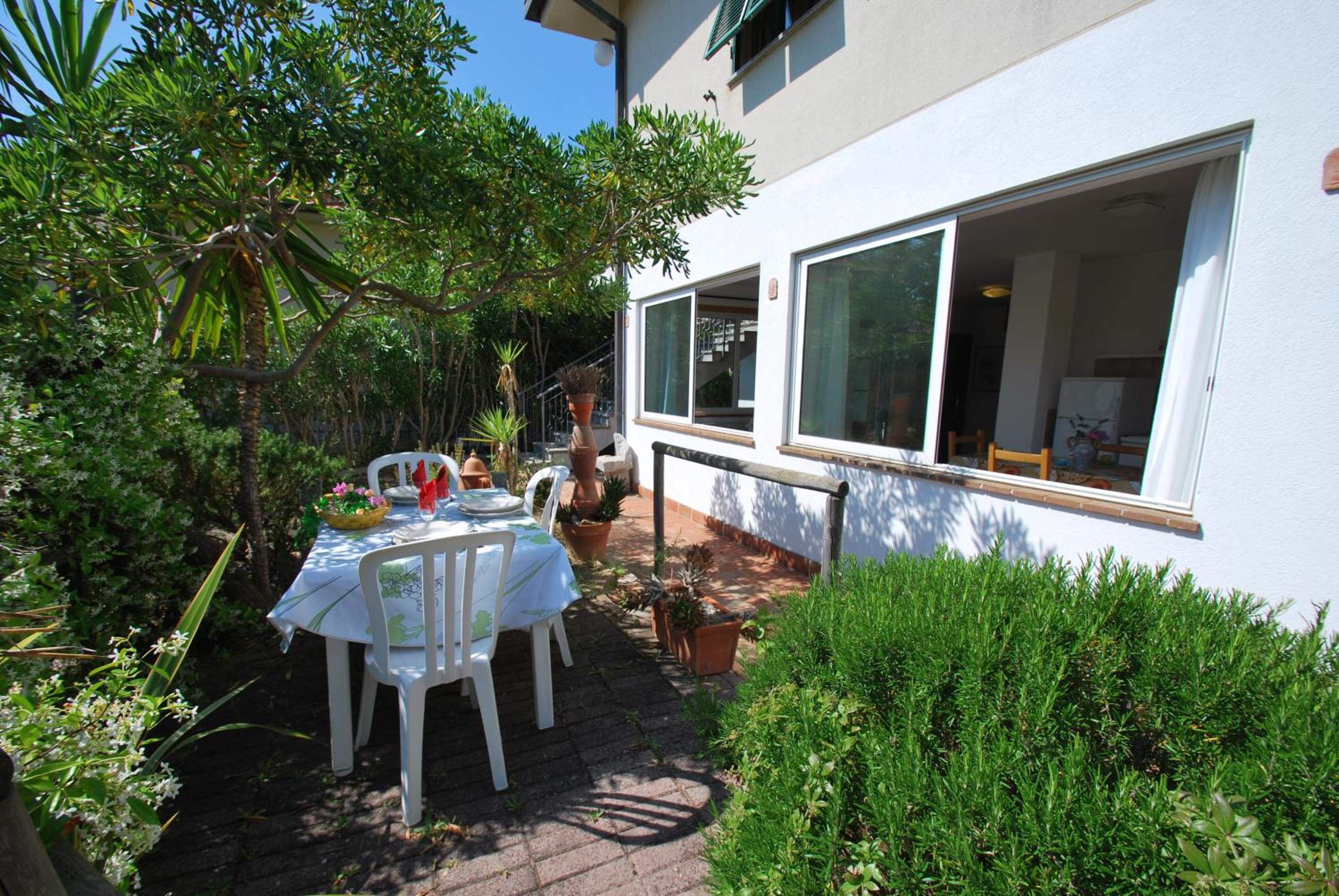 Photo 44