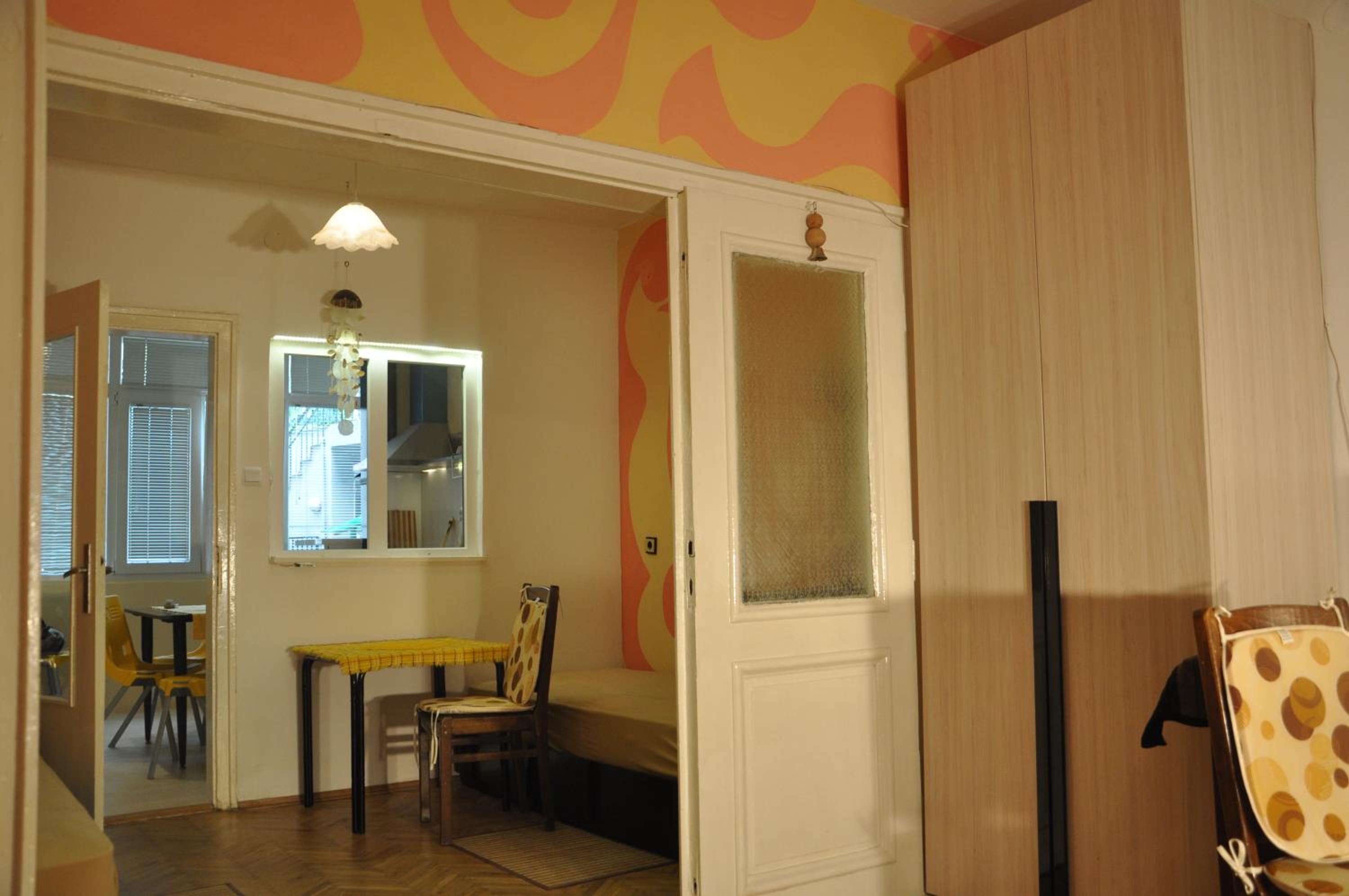 Arlequin Apartment