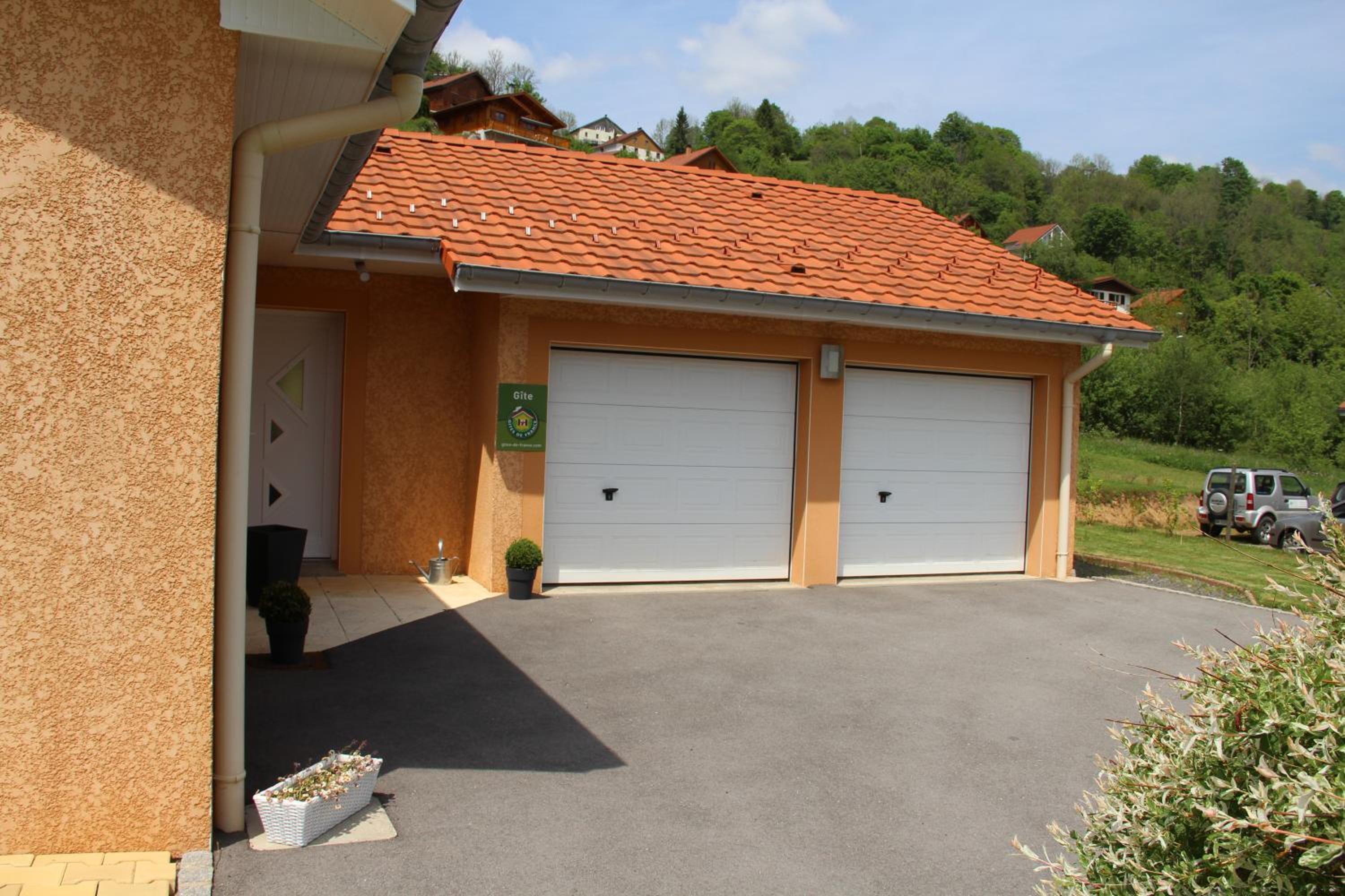 Gite Les Cimes view 3