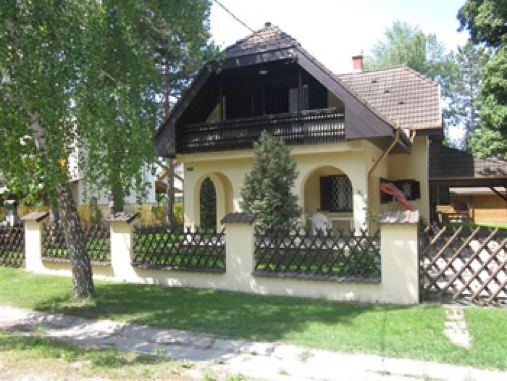 Happy Garden Siófok