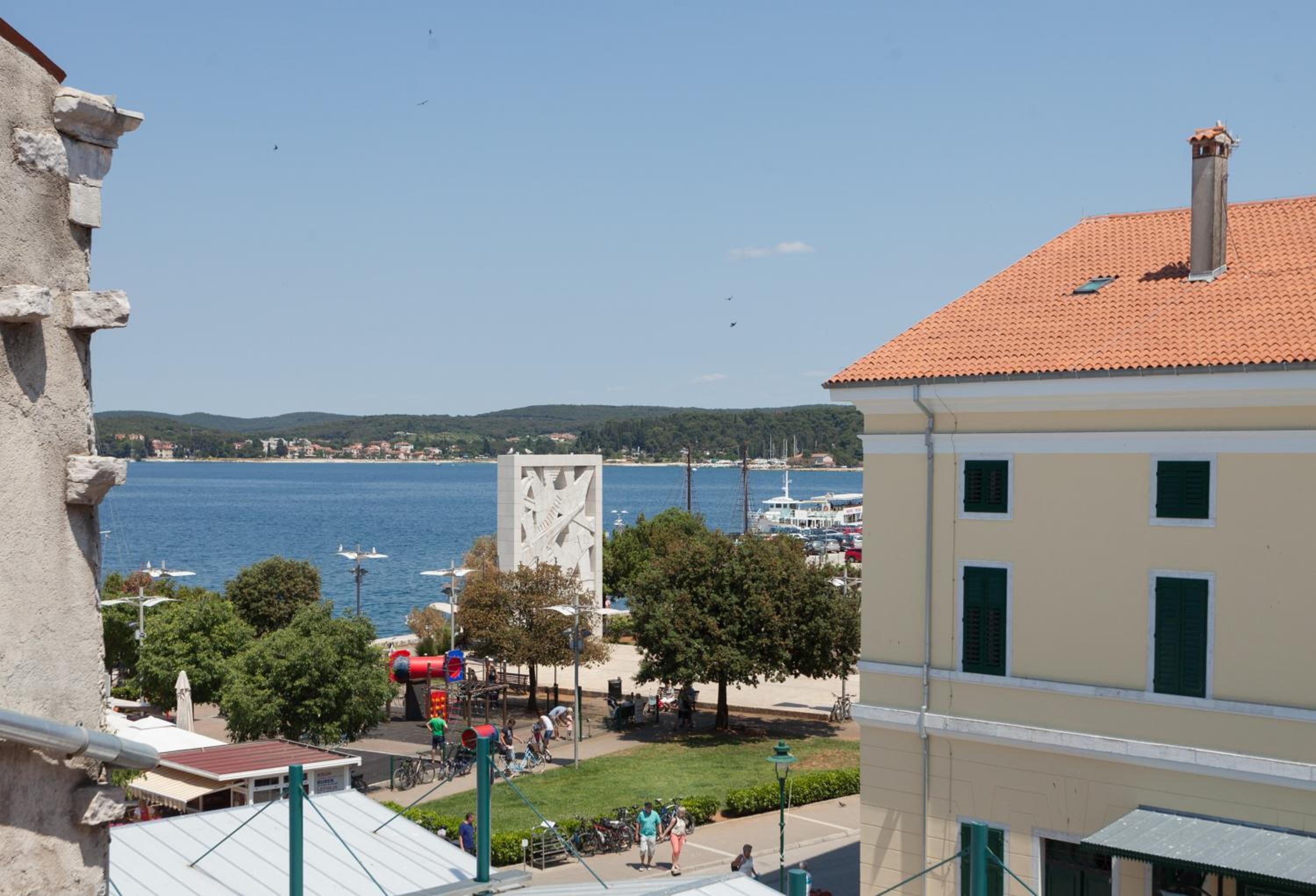 Mareblu seaview apartment view 5