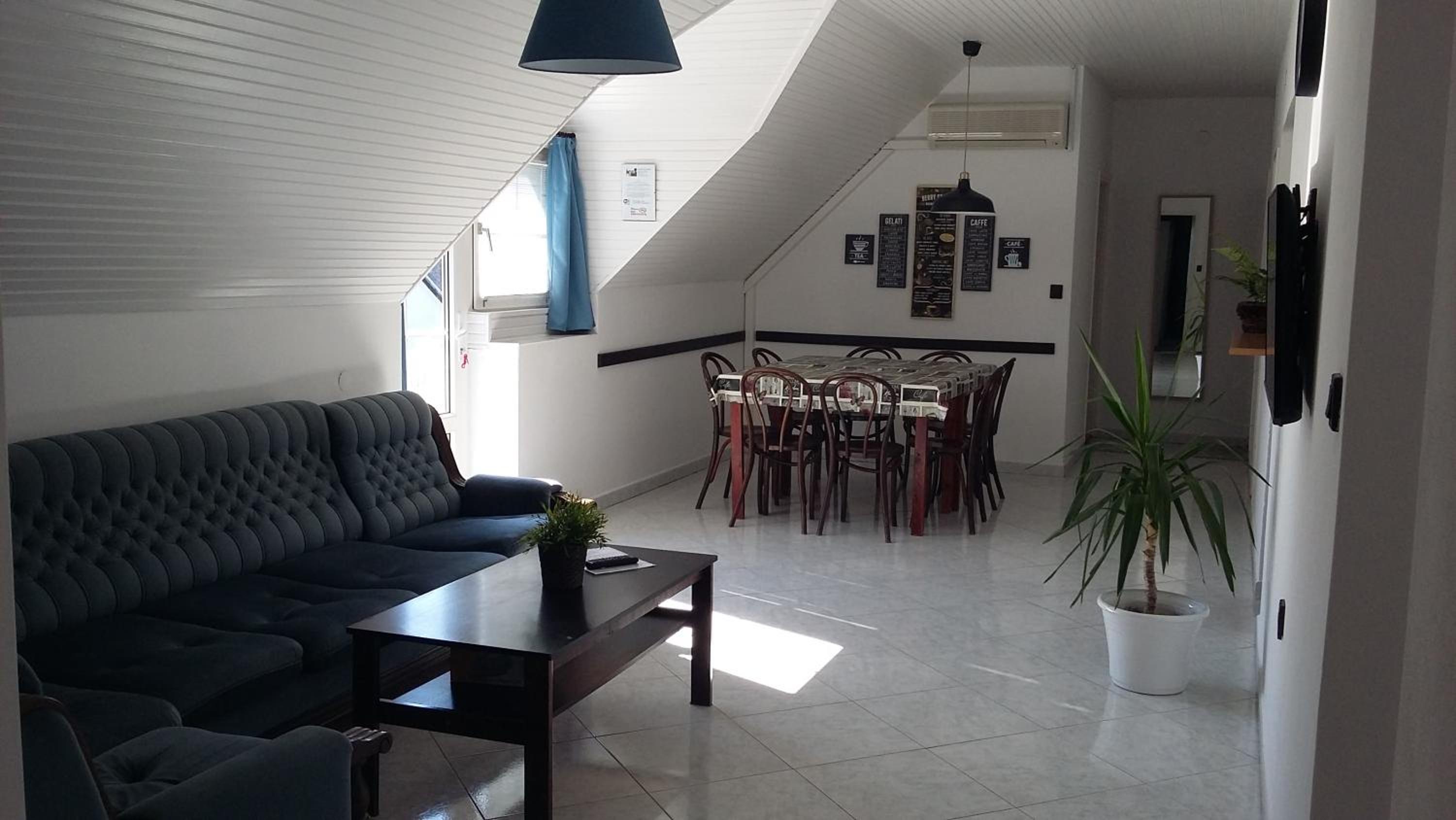 APARTMAN SOÓS -- Only for relaxation, not for party!