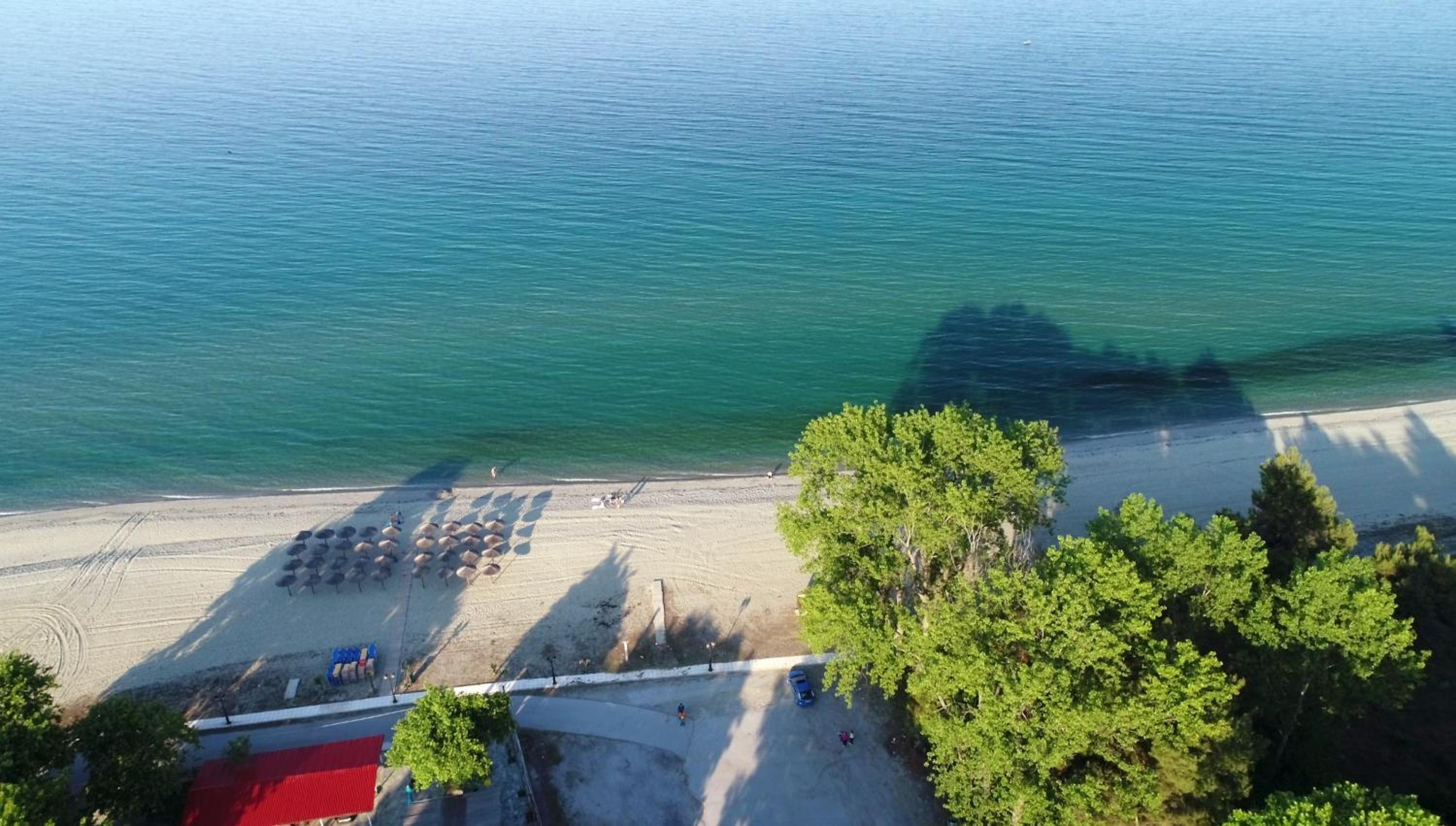 Sintrivanis Resort Beach