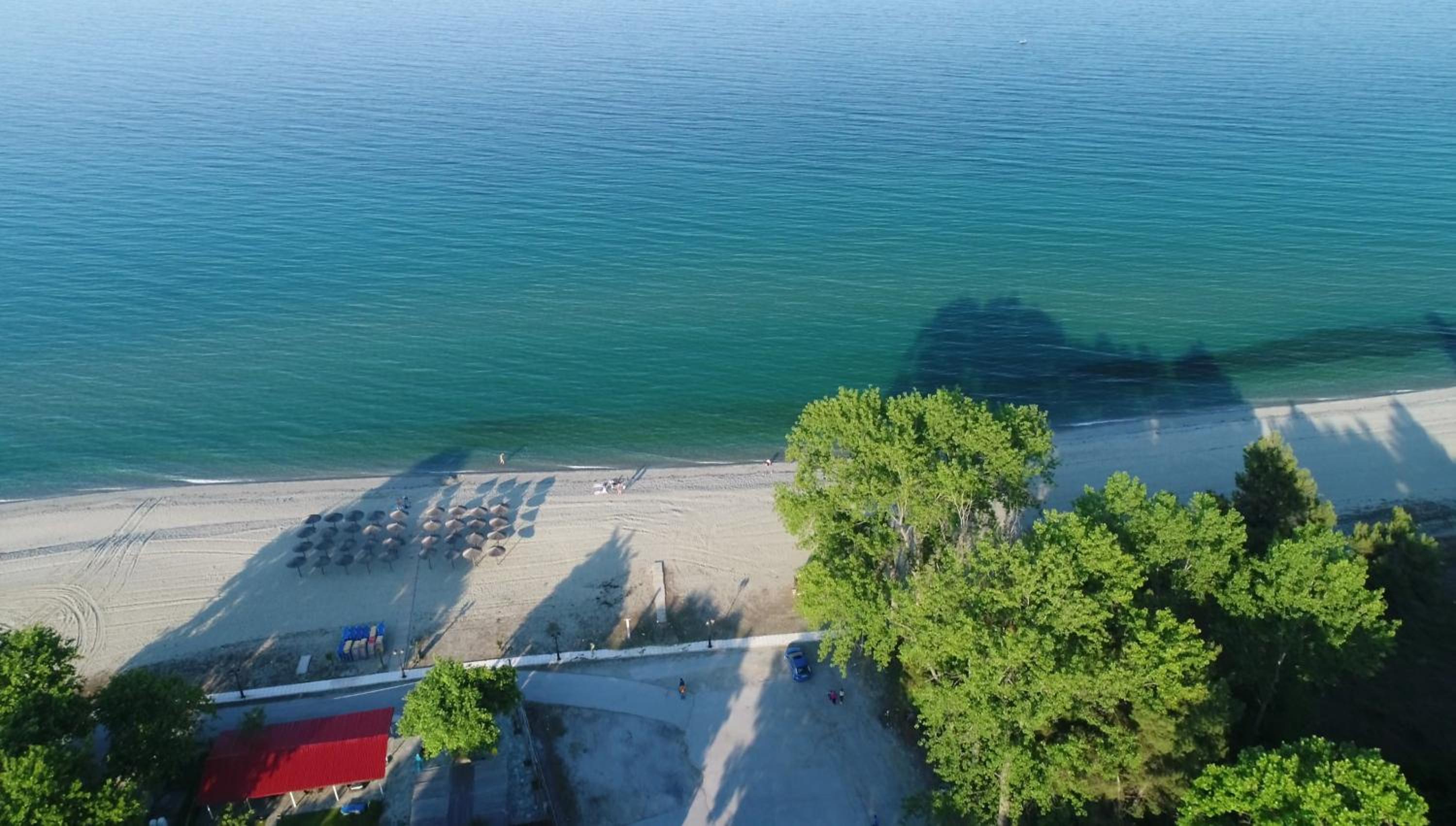 Sintrivanis Resort Beach