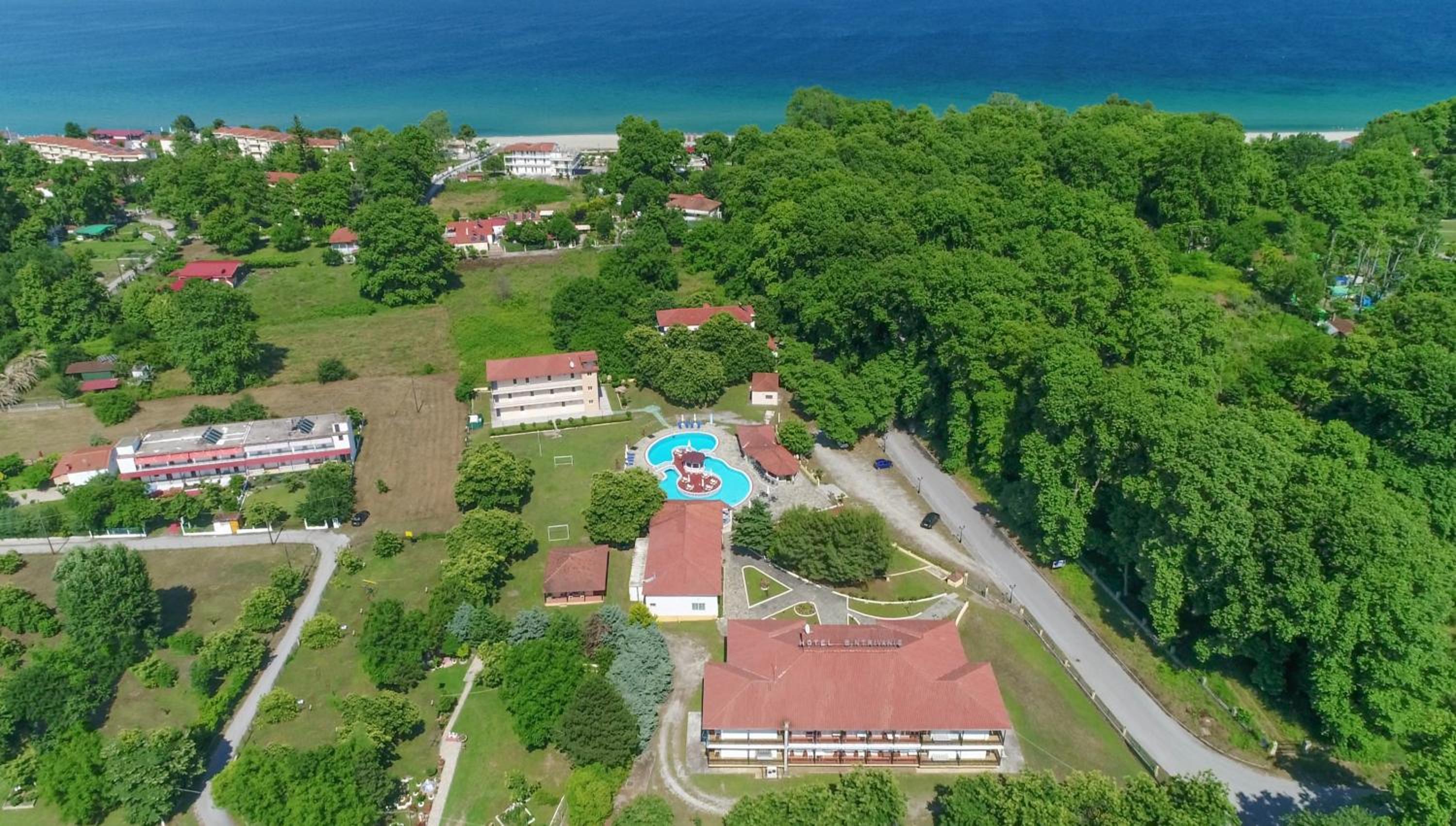 Sintrivanis Resort Beach