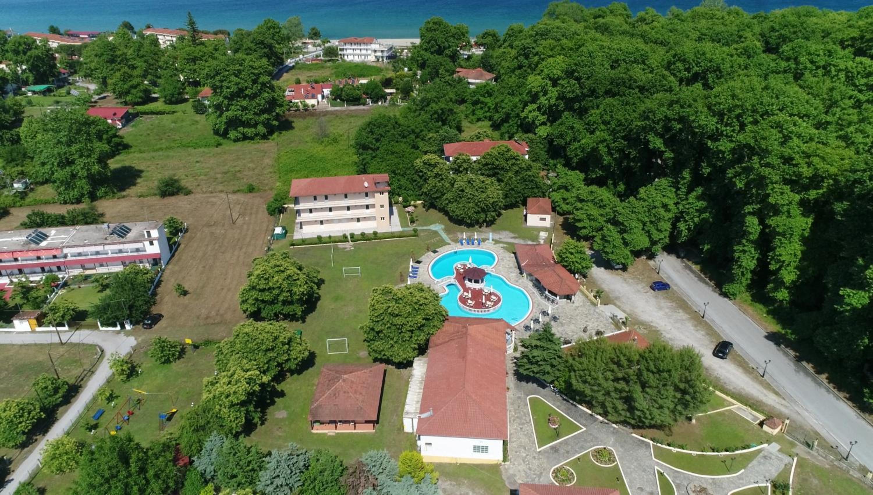 Sintrivanis Resort Beach