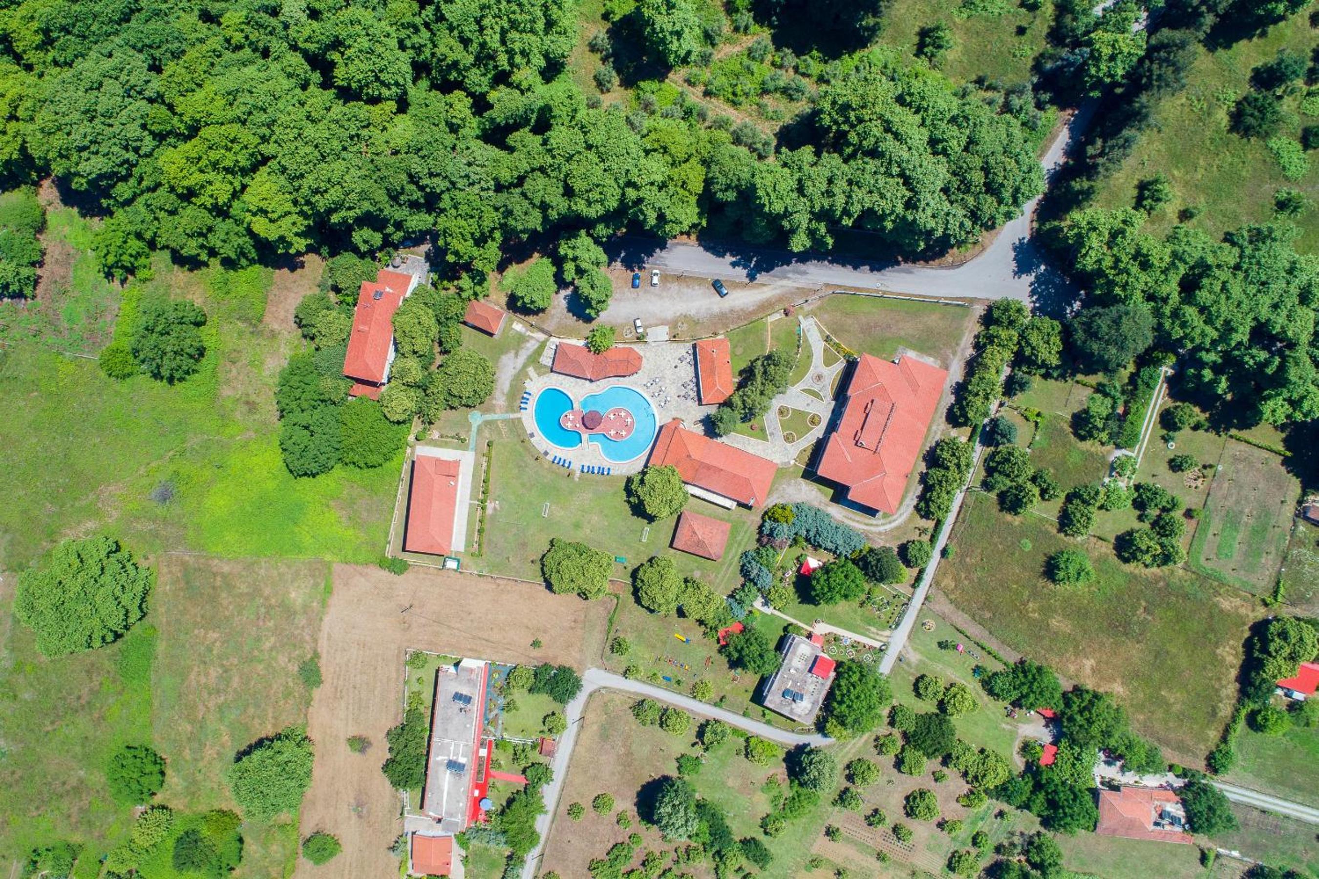 Sintrivanis Resort Beach