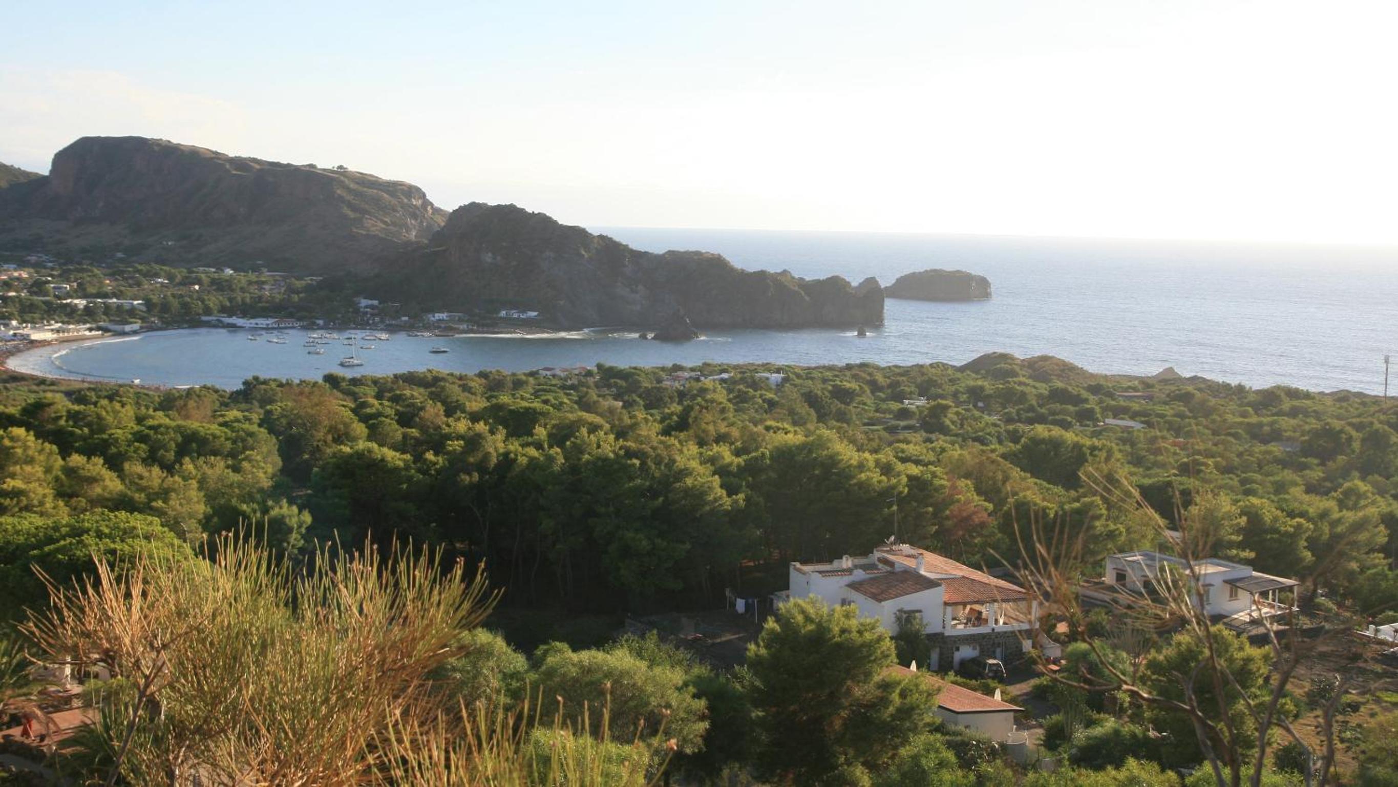 Vulcano Vacations - Vulcano Dimore - Property Image 2
