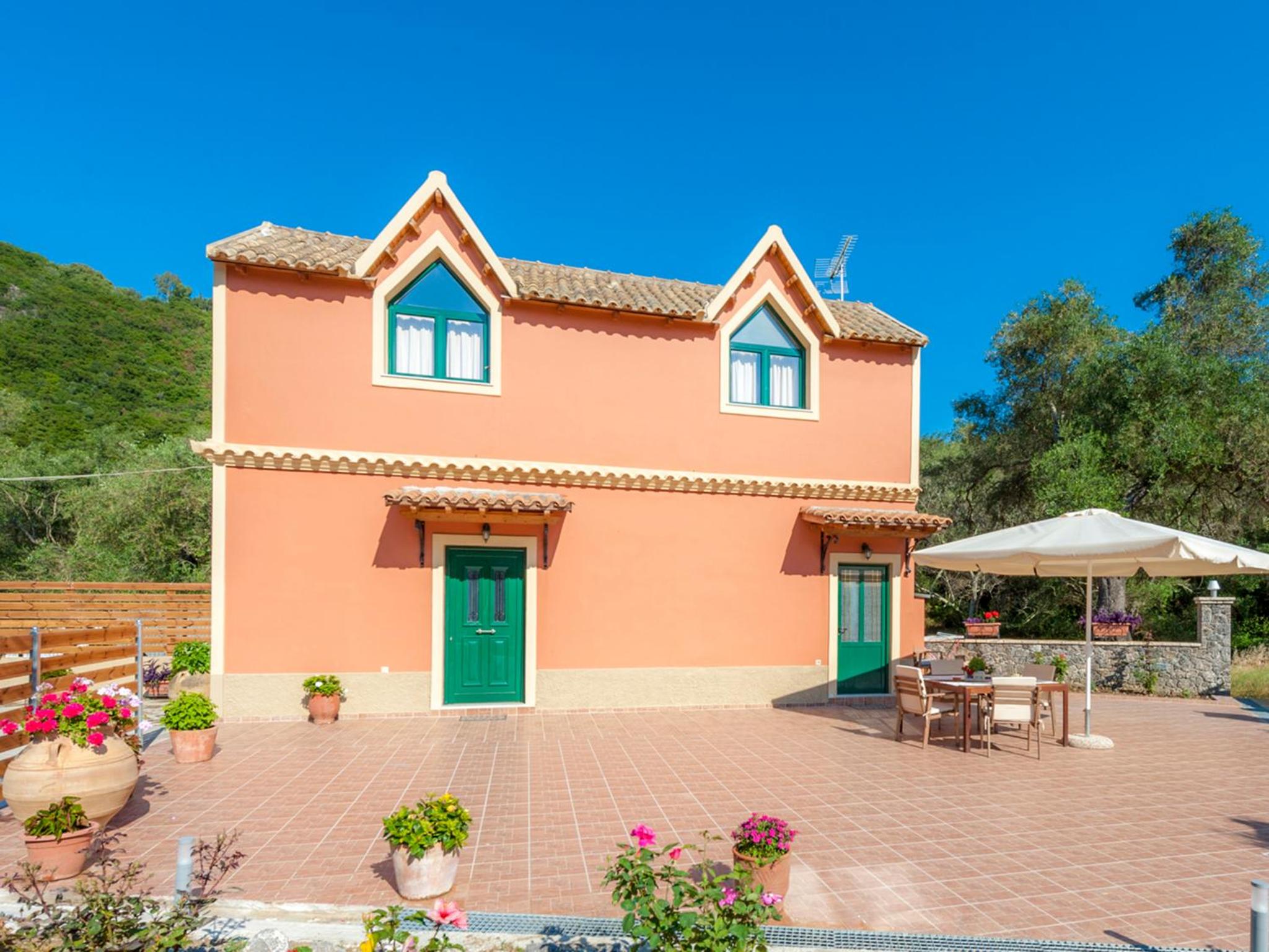 Pieros Studios Lisipios photo 2