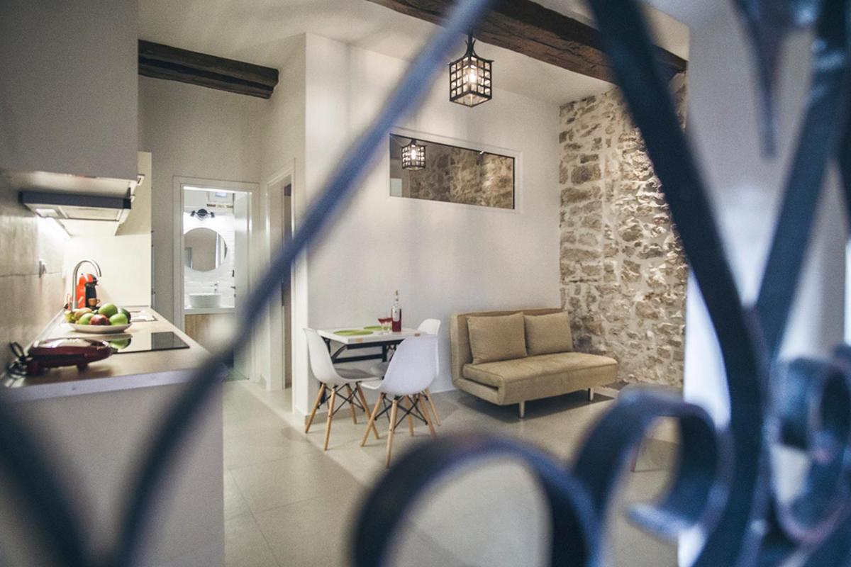 S&G Corfu Old Town Apartments