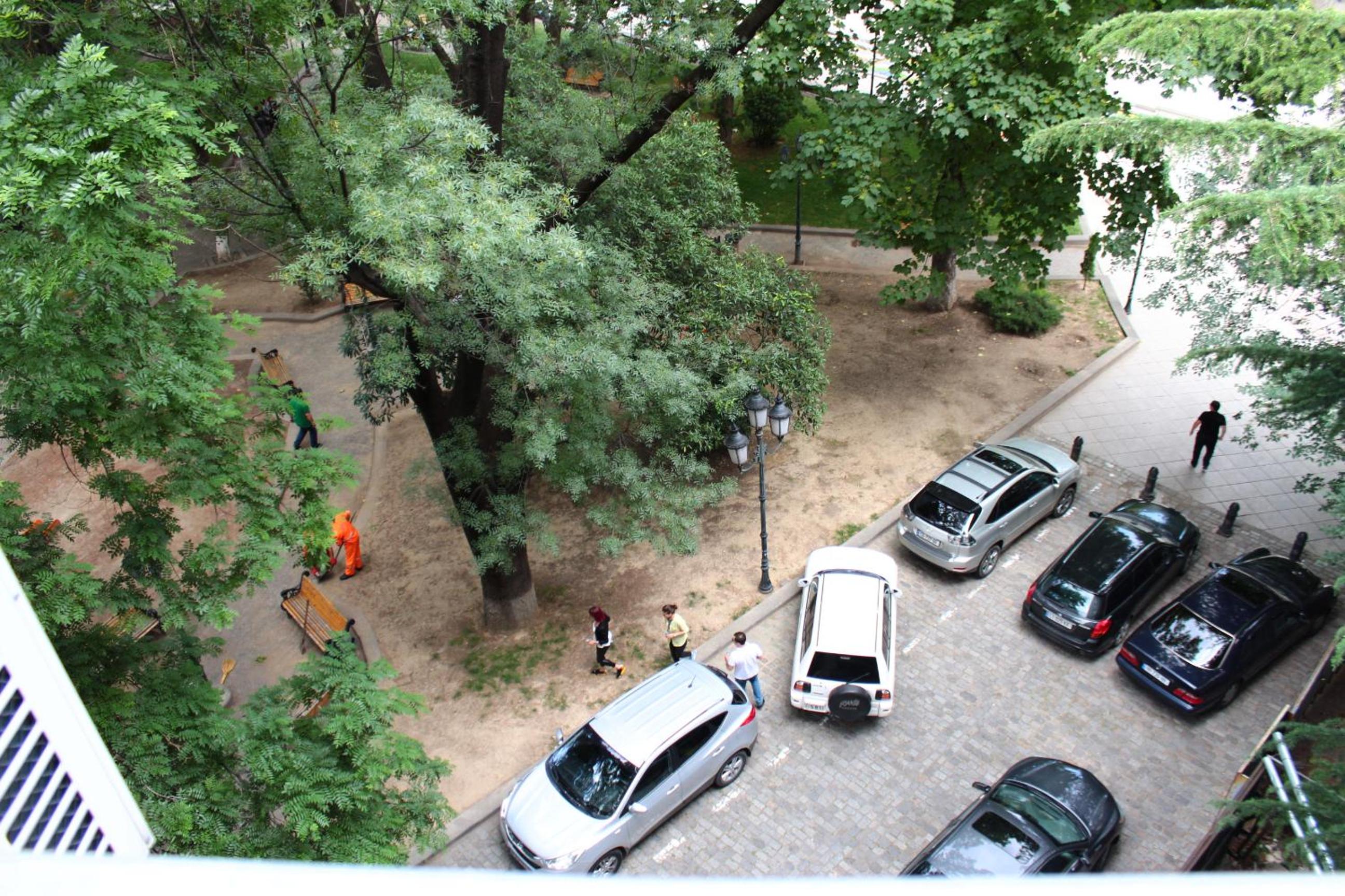 Apartment on Gia Chanturia 5 view 5