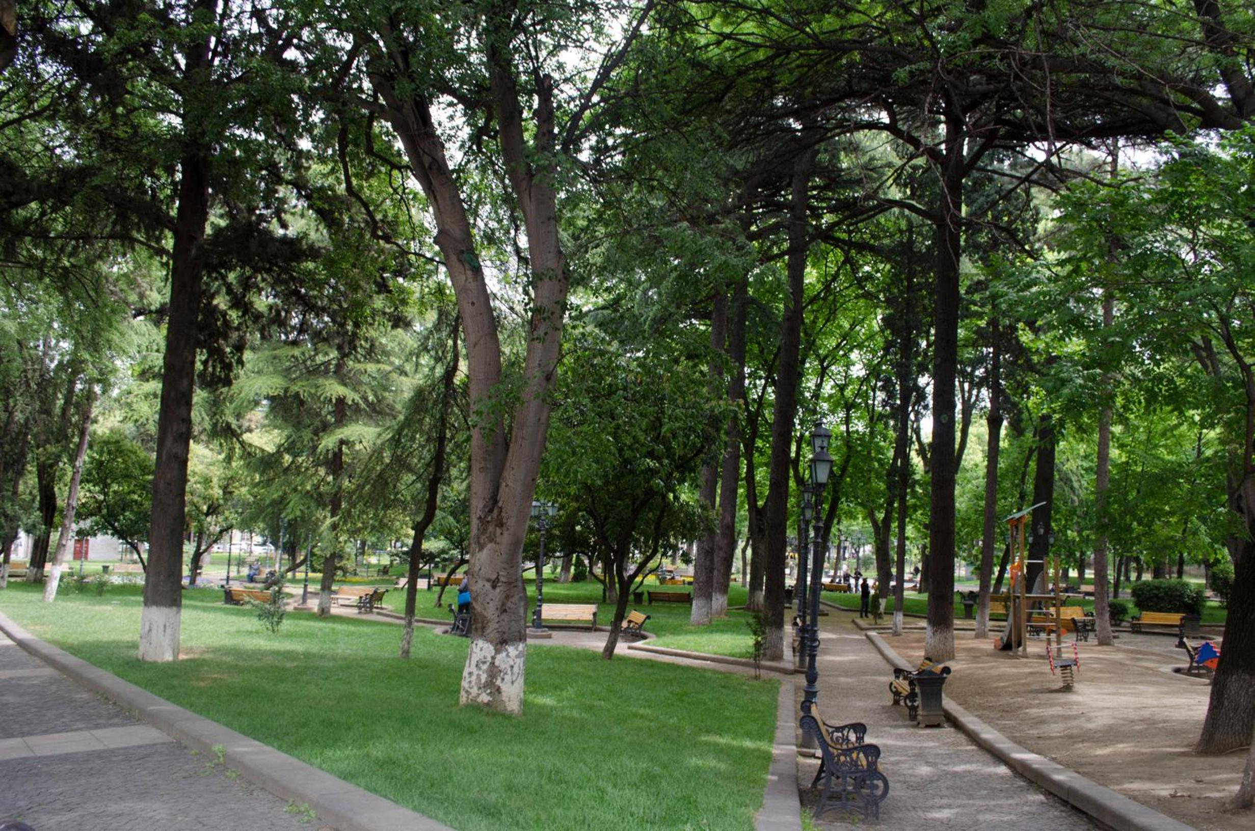 Apartment on Gia Chanturia 5 view 4