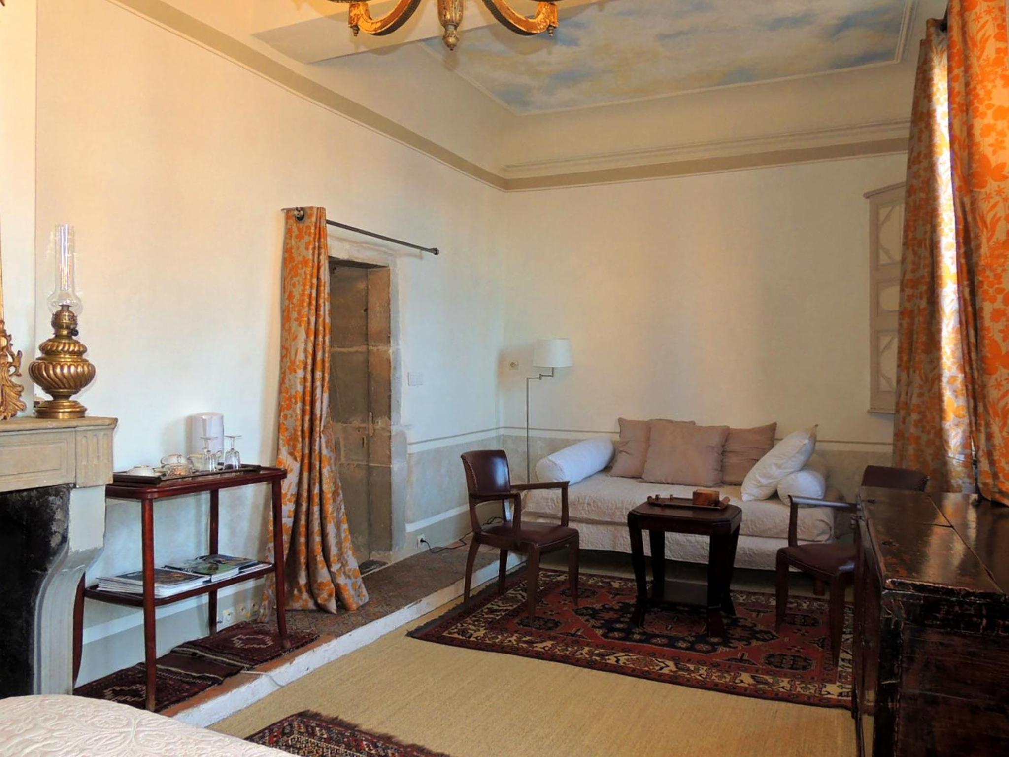 Maison Romane 1136 view 4
