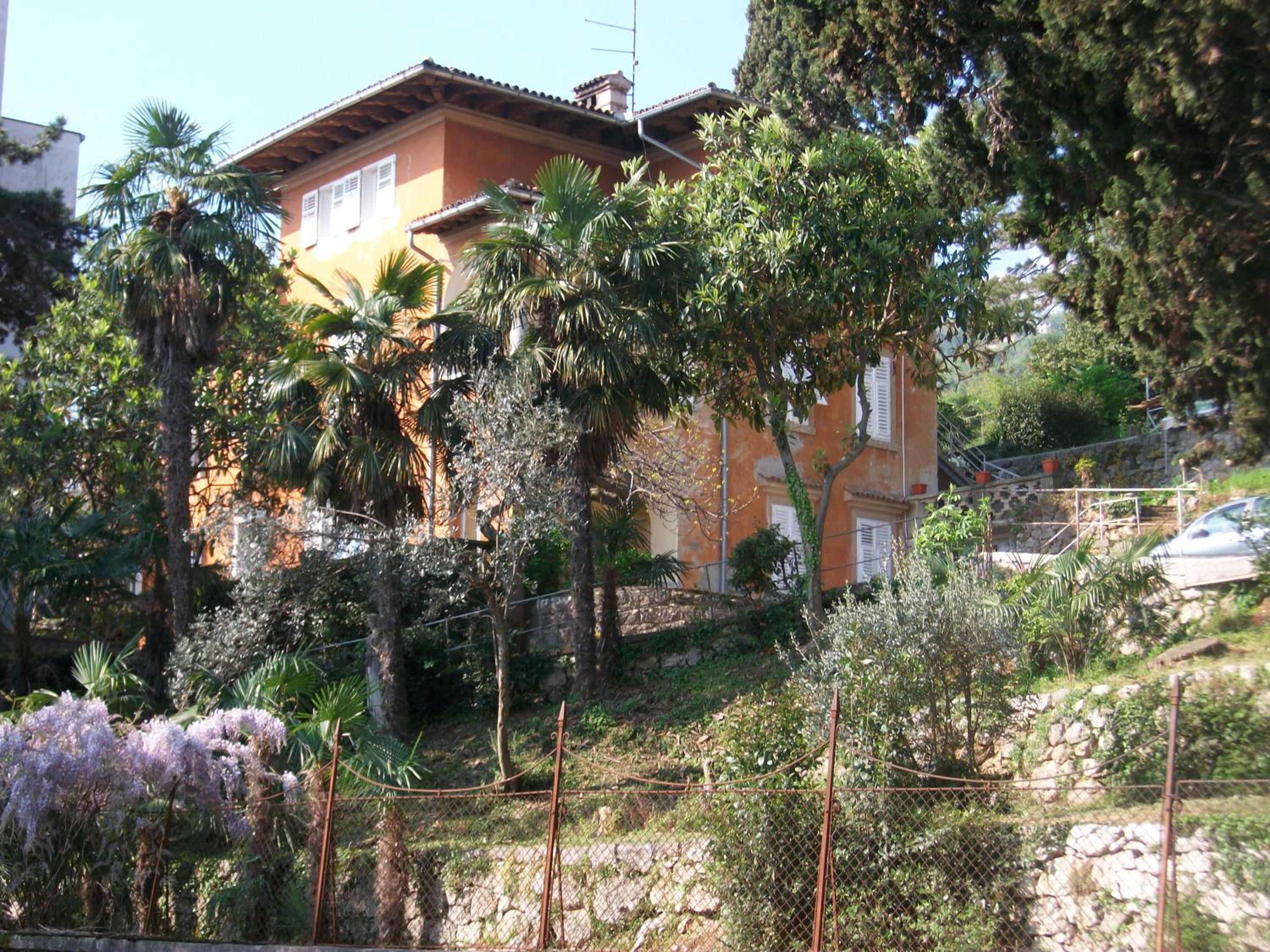 Villa Rose Apartment view 2