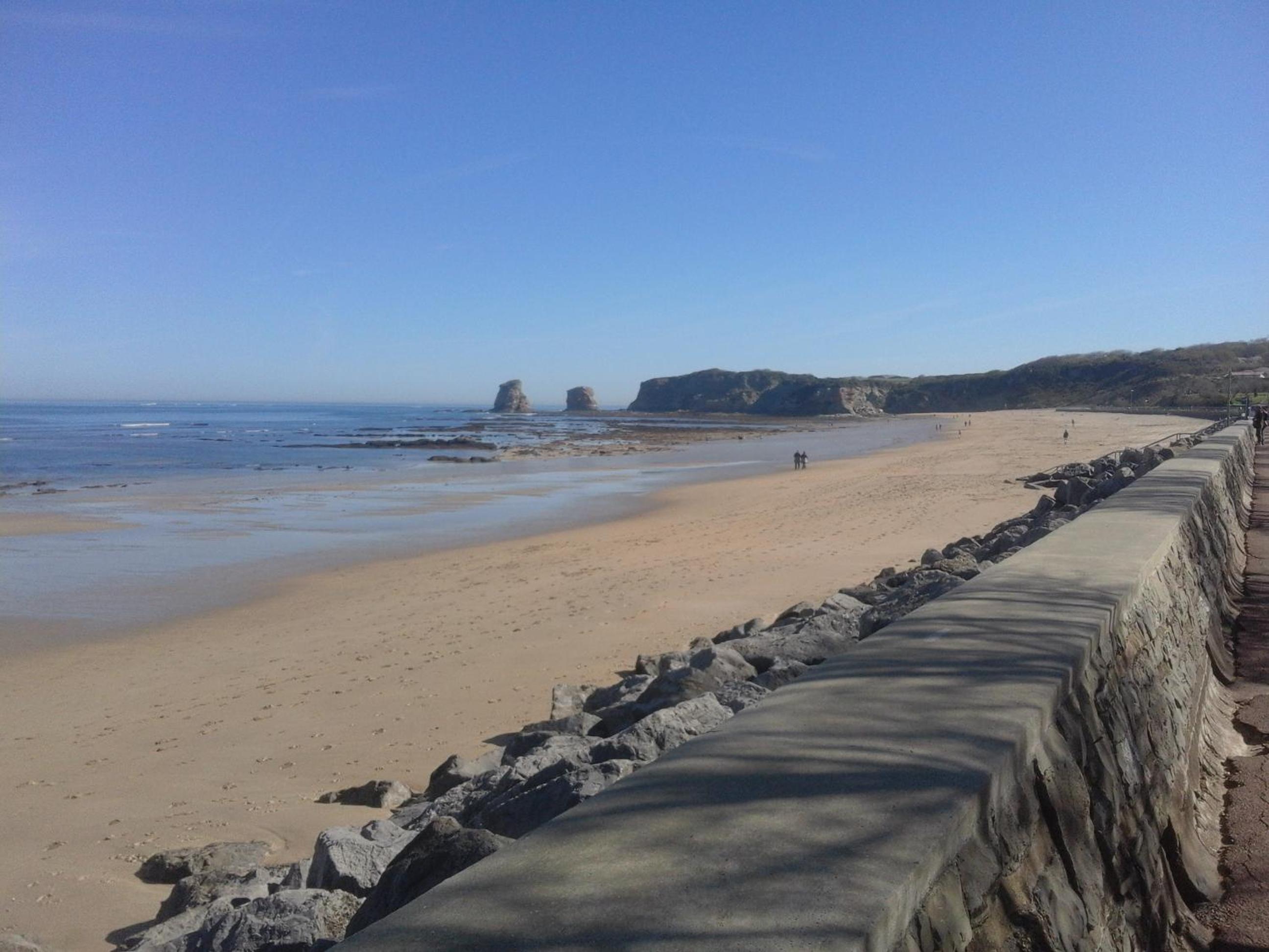 Hendaye Beach Studio, front de mer avec parking privé