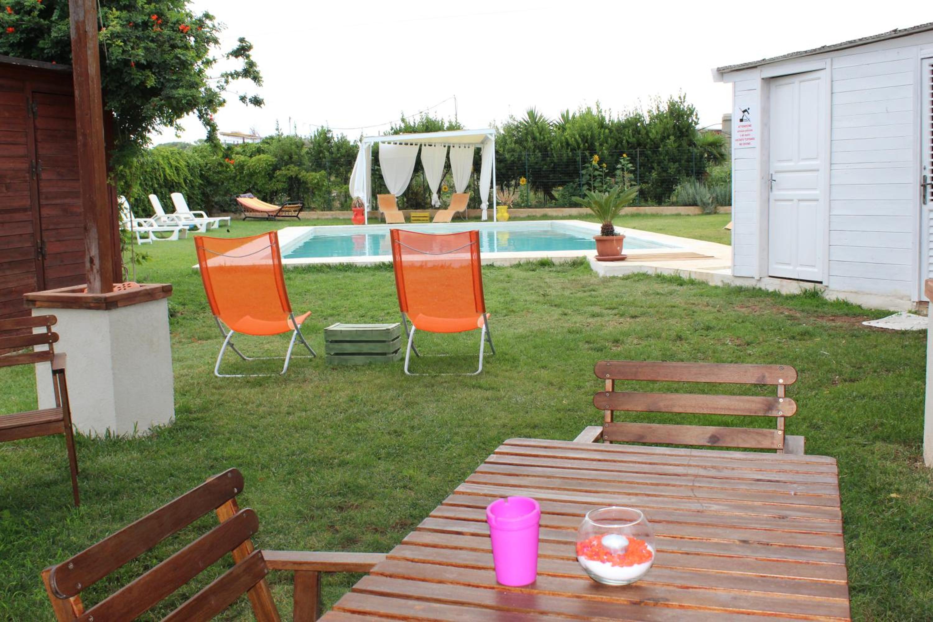Photo 33