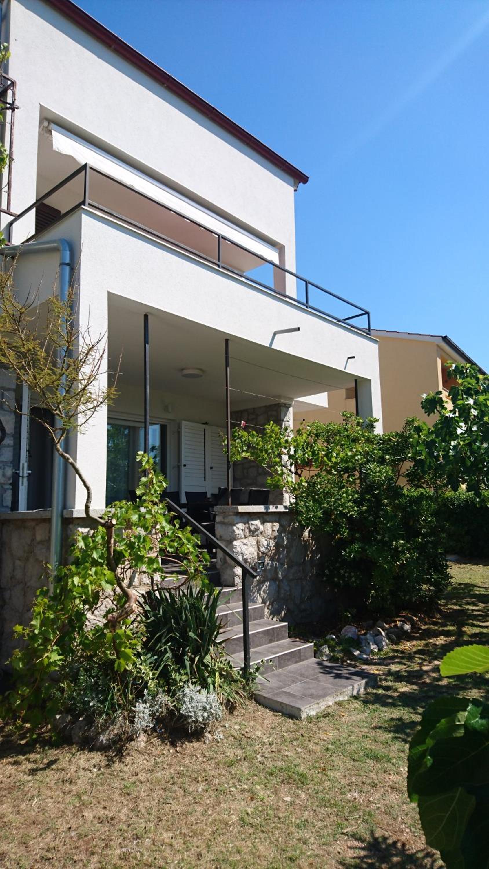 Sol Apartment view 4