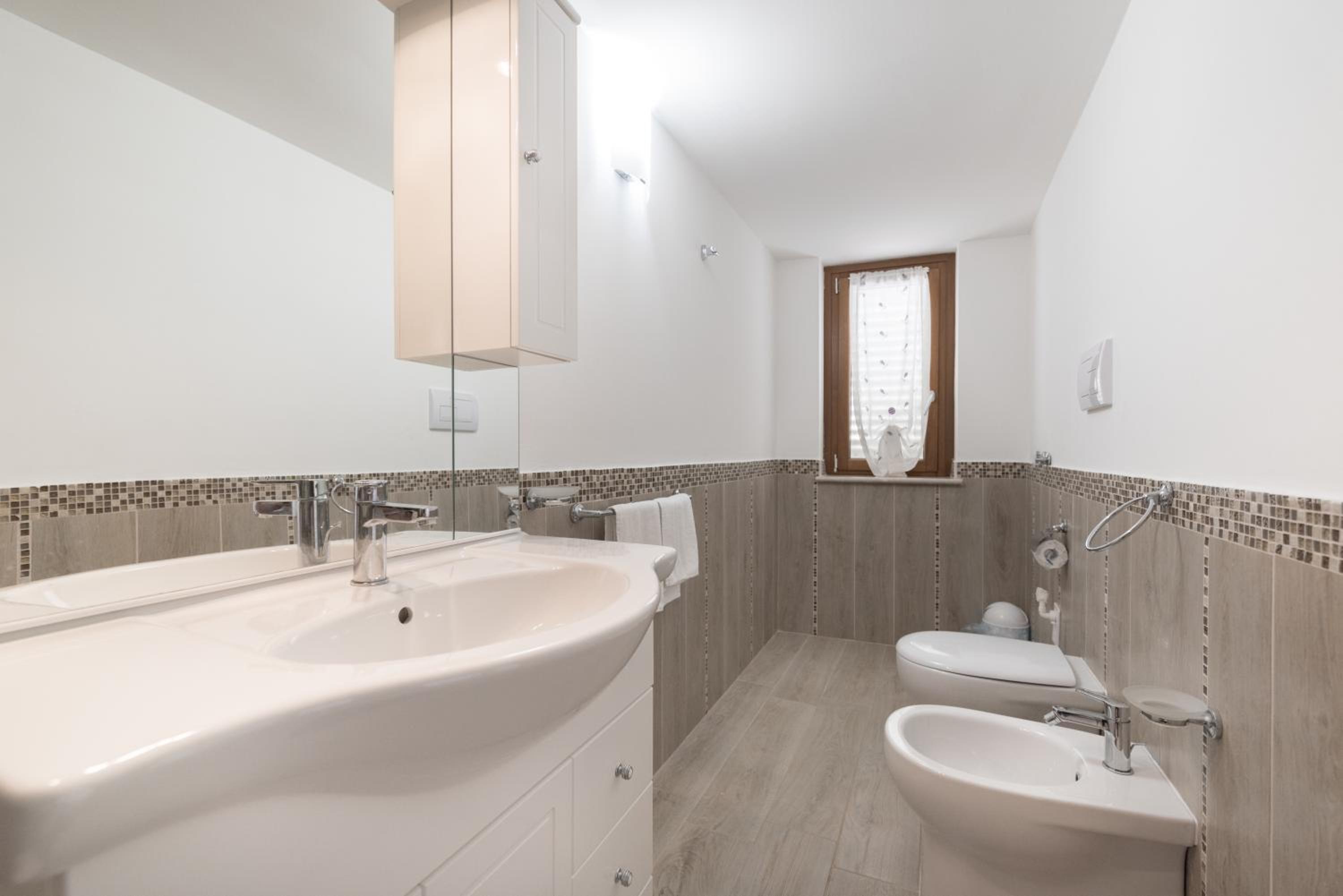 Residence Blue Pearl