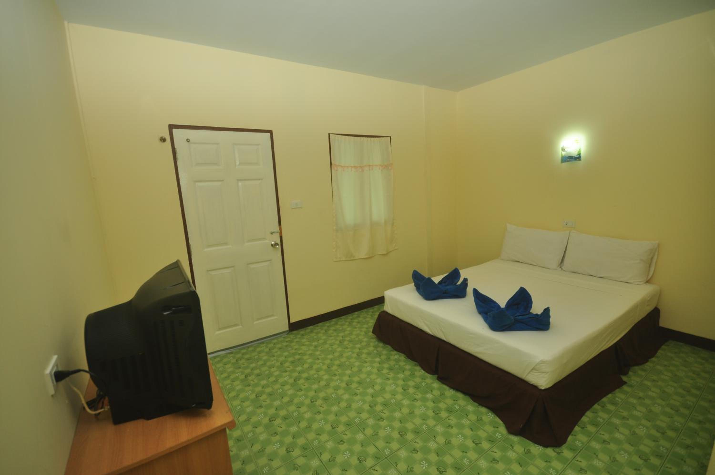 Phi Phi Sand Sea House