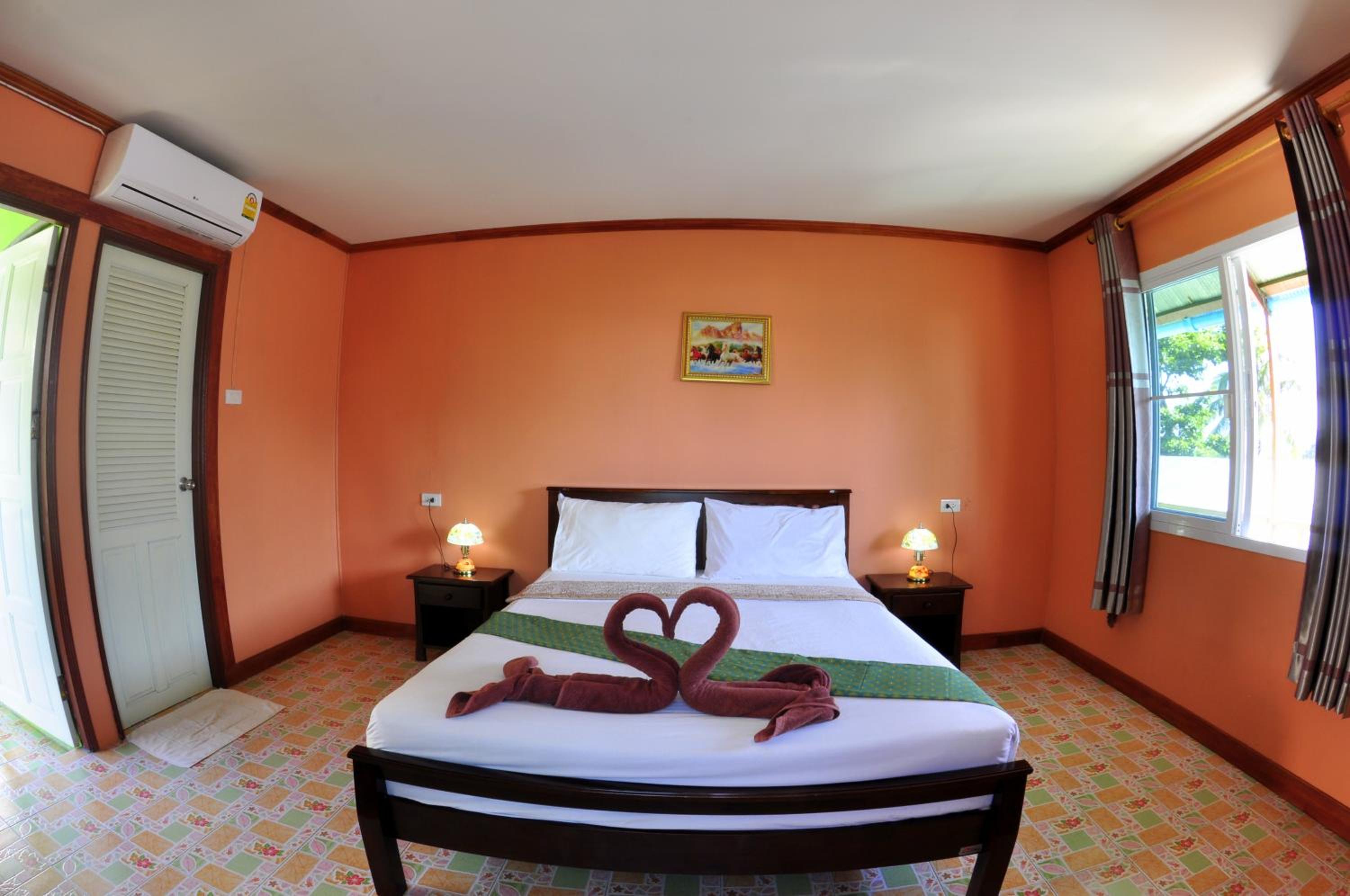 Phi Phi Sand Sea House